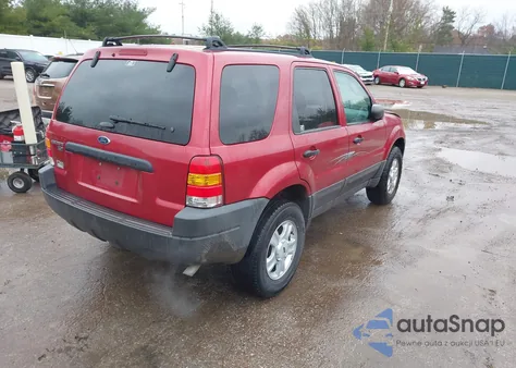 2004 Ford Escape Xlt from USA, damaged, VIN 1FMYU031X4DA16468